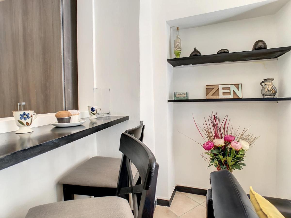 Nestor&jeeves - Zen - - Very Close Beaches Niza